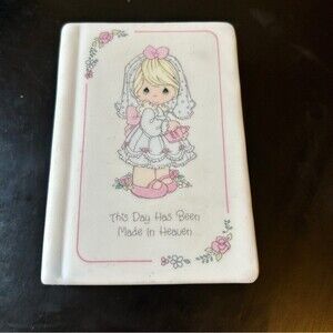 Precious moments vintage1991 book shaped vast “this day has been made in heaven”
